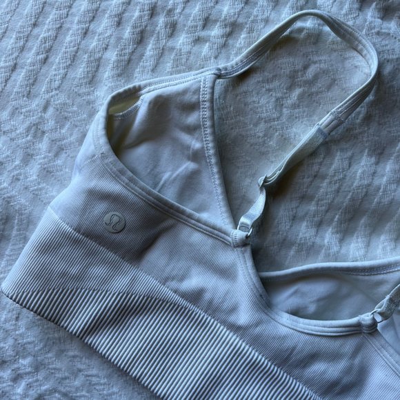 EBB TO STREET BRA*LIGHT SUPPORT, A/B CUP - Picture 3 of 4